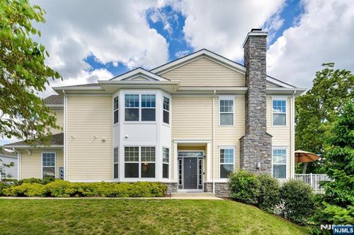 14 Lupine Ln, Hackettstown, NJ, 07840-3138 | Card Image
