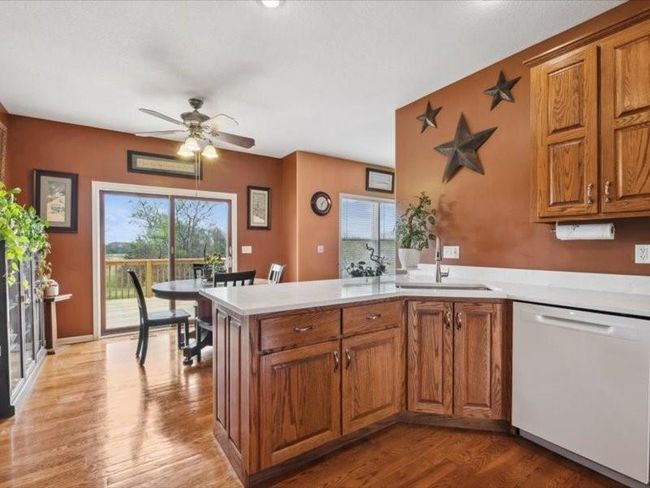 23338 Kissinger Rd, House other with 3 bedrooms, 4 bathrooms and null parking in Leavenworth KS | Image 12