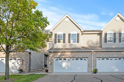 9373 Rath Pl, Eden Prairie, MN, 55347-4273 | Card Image