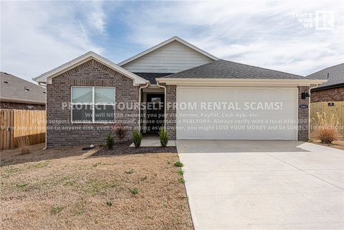 3801 Pinecrest St, Springdale, AR, 72764-3265 | Card Image