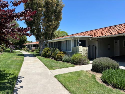 q-3026 Calle Sonora, Laguna Woods, CA, 92637-2795 | Card Image
