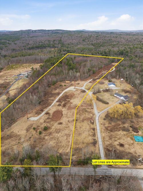 629 635 Fourth Range Road, Pembroke, NH, 03275 | Card Image