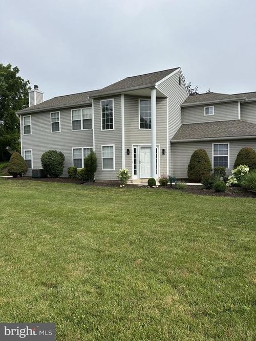 710 N Highlands Dr, HARRISBURG, PA, 17111-6912 | Card Image