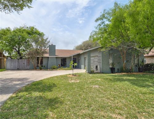 120 Seco Dr, Portland, TX, 78374-1458 | Card Image