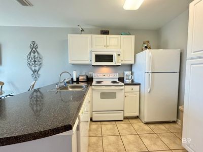 102 - 25805 Perdido Beach Boulevard, Condo with 1 bedrooms, 1 bathrooms and null parking in Orange Beach AL | Image 3