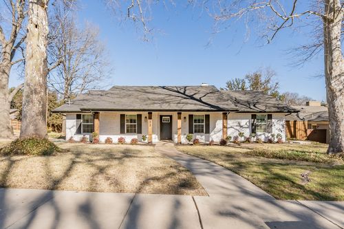 322 Canyon Ridge Dr, Richardson, TX, 75080-1901 | Card Image