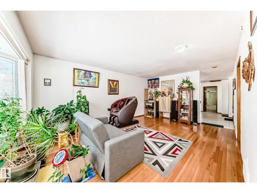 11913 80 St Nw, Edmonton, AB, T5B2N8 | Card Image