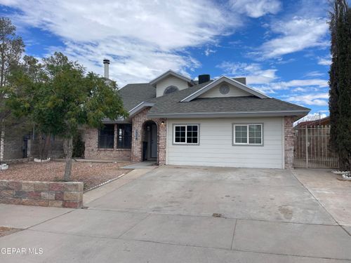 1574 Rebecca Ann Dr, El Paso, TX, 79936-6244 | Card Image