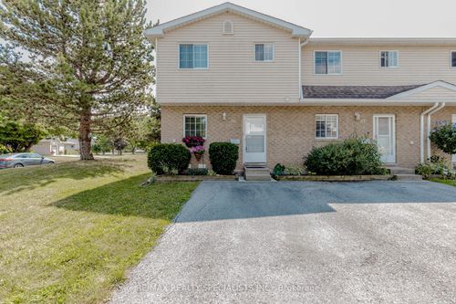 66-8136 Coventry Rd, Niagara Falls, ON, L2H2X6 | Card Image