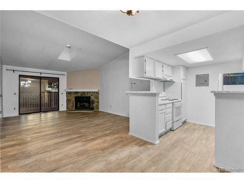 206-910 S Walden St, Aurora, CO, 80017 | Card Image