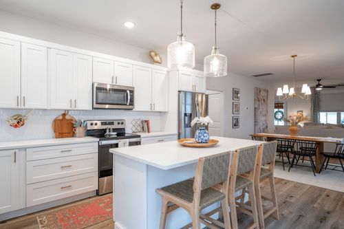 8520 Kensley Ln, Hixson, TN, 37343-5890 | Card Image