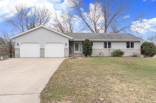 1015 Ridge Rd, Owatonna, MN, 55060-1938 | Card Image