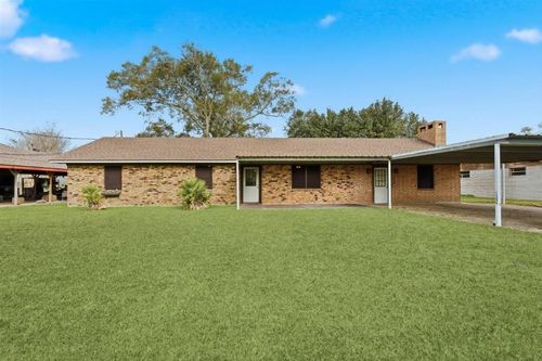 909 Helen St, Iowa, LA, 70647-4034 | Card Image