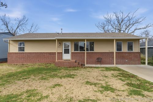 313 N Cummings Ave, Bartlesville, OK, 74006-1902 | Card Image