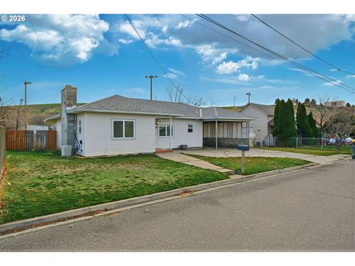 119 Catherine Ave, MiltonFreewater, OR, 97862 | Card Image
