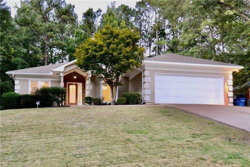 911 Oakwood Dr, Columbus, GA, 31904-2484 | Card Image