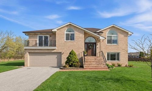11109 Iowa St, Crown Point, IN, 46307 | Card Image