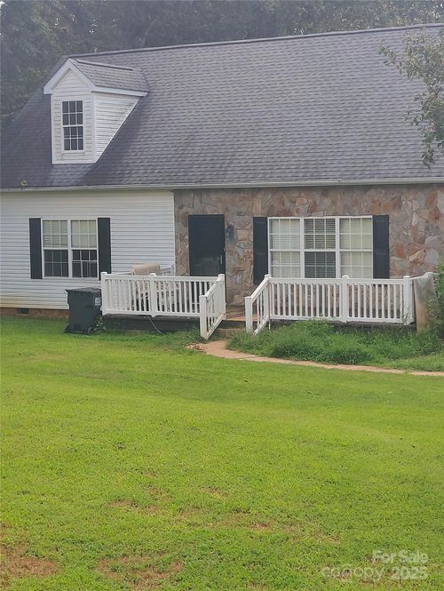 218 Fulbright Rd, Stony Point, NC, 28678-9001 | Card Image