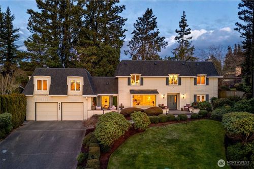 8280 Se 61st St, Mercer Island, WA, 98040-4902 | Card Image