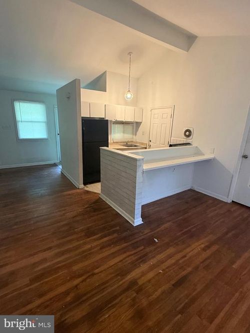 2407 E Cold Spring Ln, BALTIMORE, MD, 21214-2425 | Card Image
