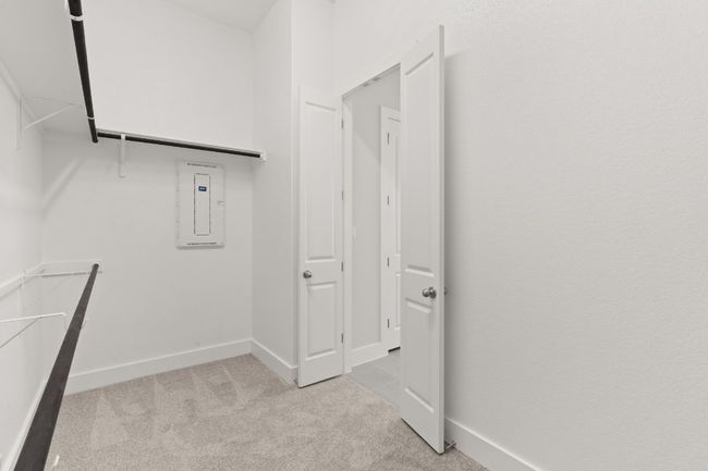 Walk-in Closet in Primary Bedroom | Image 21