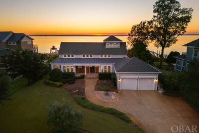 2052 Martins Point Road, House other with 5 bedrooms, 4 bathrooms and null parking in Kitty Hawk NC | Image 1