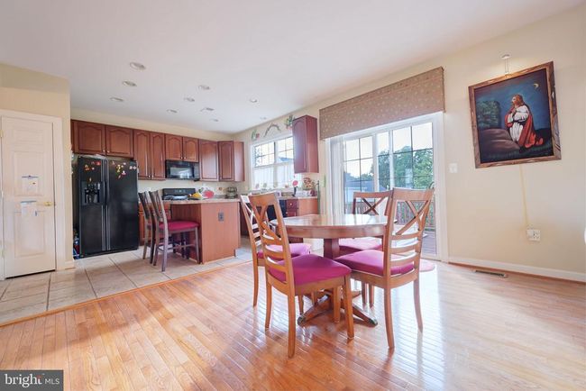 8182 Cobble Pond Way, Townhouse with 4 bedrooms, 3 bathrooms and null parking in MANASSAS VA | Image 11