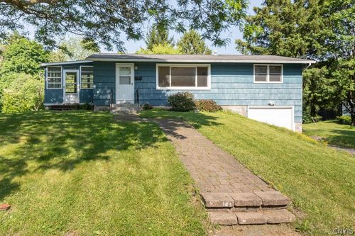 110 Wolcott Ter, Syracuse, NY, 13207-1150 | Card Image