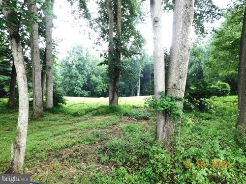 530 Clarks Ln, WEST CHESTER, PA, 19382-6805 | Card Image