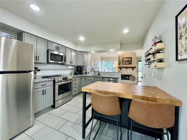 13148 Brougham Dr, House other with 3 bedrooms, 2 bathrooms and null parking in Olathe KS | Image 14