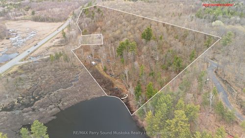 25 Lake Ridge Rd, McDougall, ON, P2A2W7 | Card Image