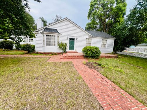 200 N Lemacks St, Walterboro, SC, 29488-4136 | Card Image