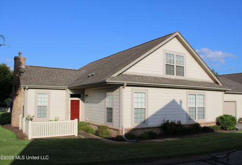 8817 Parkview Oaks Cir, Olive Branch, MS, 38654-6796 | Card Image