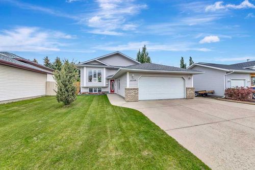 4109 66 Ave, Lloydminster, AB, T9V2Y2 | Card Image