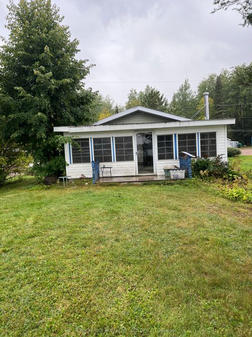 541 Resort Rd, Sesekinika, ON, P0K1S0 | Card Image