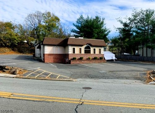 223 New St, Woodland Park, NJ, 07424-3329 | Card Image