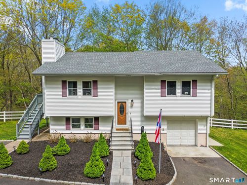 1118 Spindle Hill Rd, Wolcott, CT, 06716-1222 | Card Image