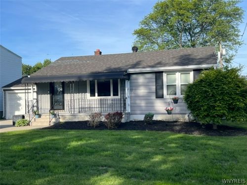 45 Emerald Dr, West Seneca, NY, 14224-3403 | Card Image