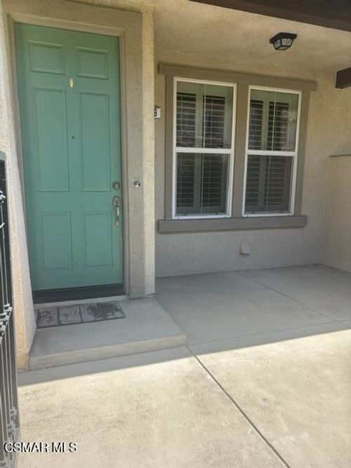 116 Via Katrina, Newbury Park, CA, 91320-7020 | Card Image