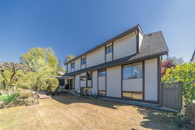 8008 Woodhurst Drive, House other with 5 bedrooms, 3 bathrooms and 6 parking in Burnaby BC | Image 26