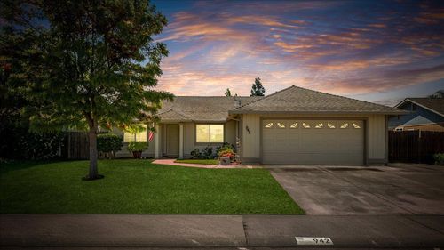 942 Ayers Lane, Galt, CA, 95632 | Card Image