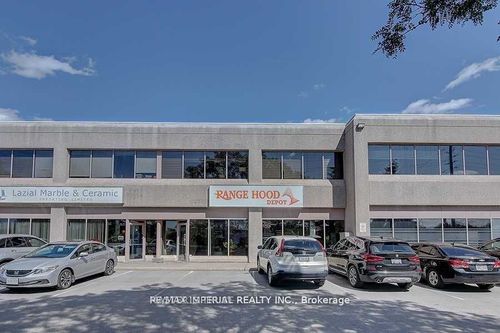 3-8111 Jane St, Concord, ON, L4K4L7 | Card Image