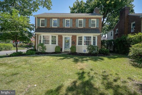 321 Earlington Rd, HAVERTOWN, PA, 19083-5622 | Card Image