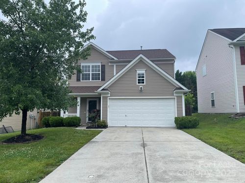 2039 Moss Creek Dr, Harrisburg, NC, 28075-6696 | Card Image