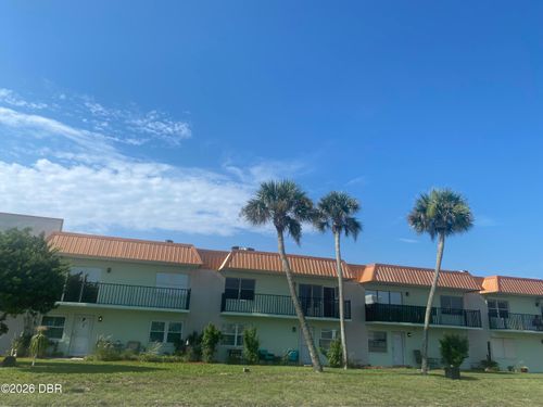 208-10 Lynnhurst Dr, Ormond Beach, FL, 32176-3735 | Card Image