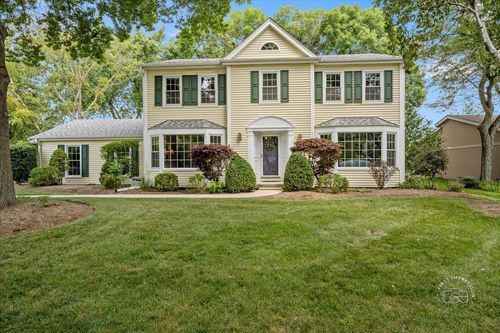 1109 W Bauer Rd, Naperville, IL, 60563-1145 | Card Image