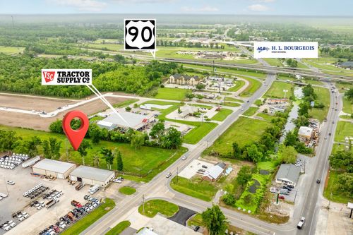 3803 & 3811 W Park Ave, Gray, LA, 70359-3301 | Card Image