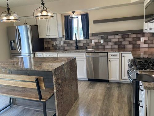 10 Adams Rd, Edgewood, NM, 87015-7826 | Card Image