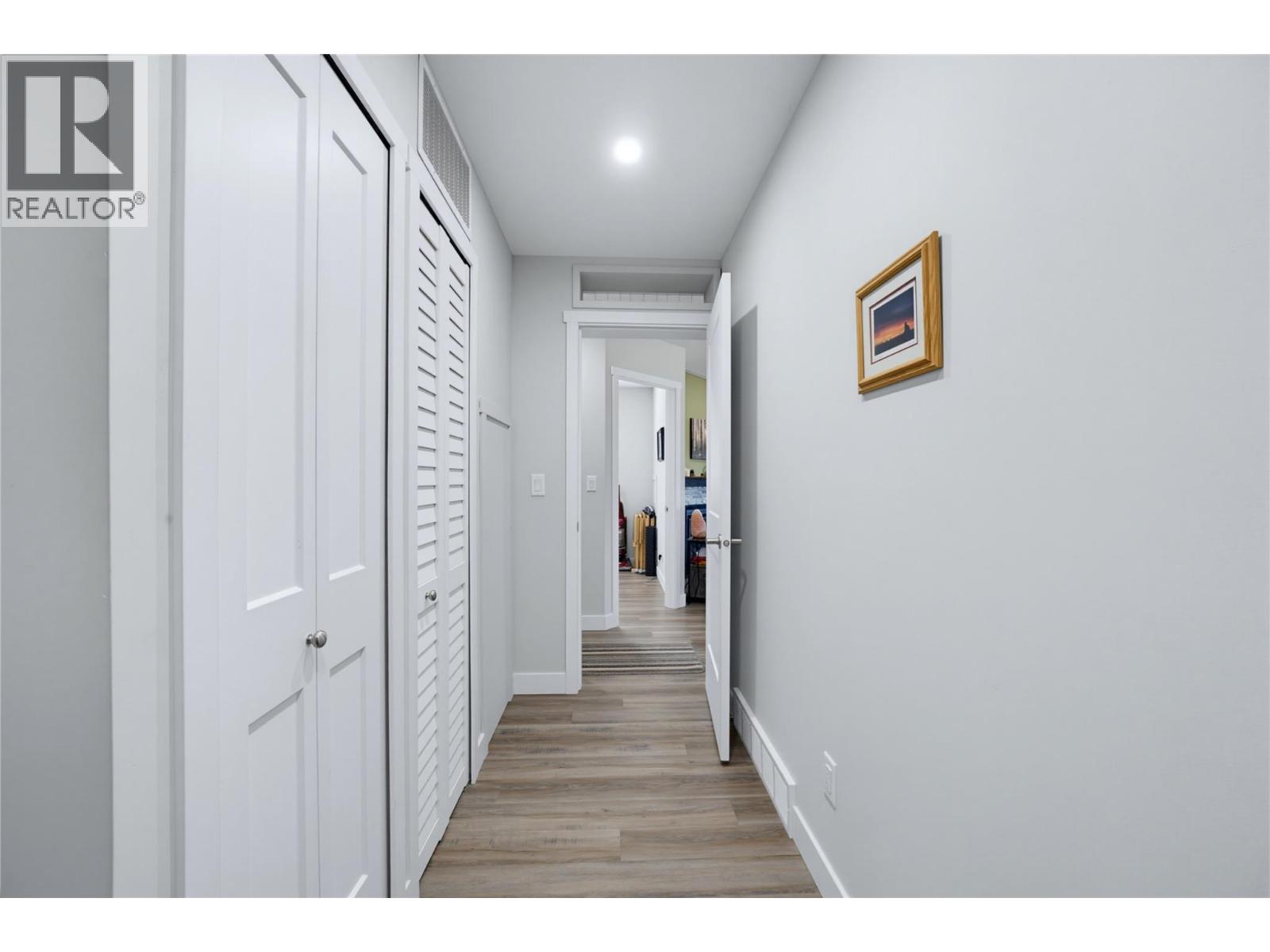 Residential in Sicamous