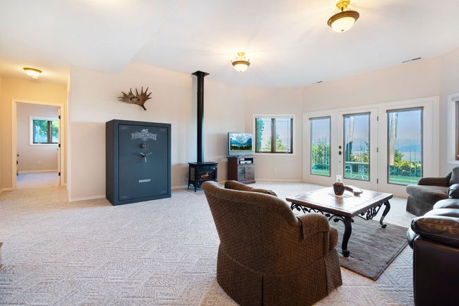 Lower level living area | Image 30